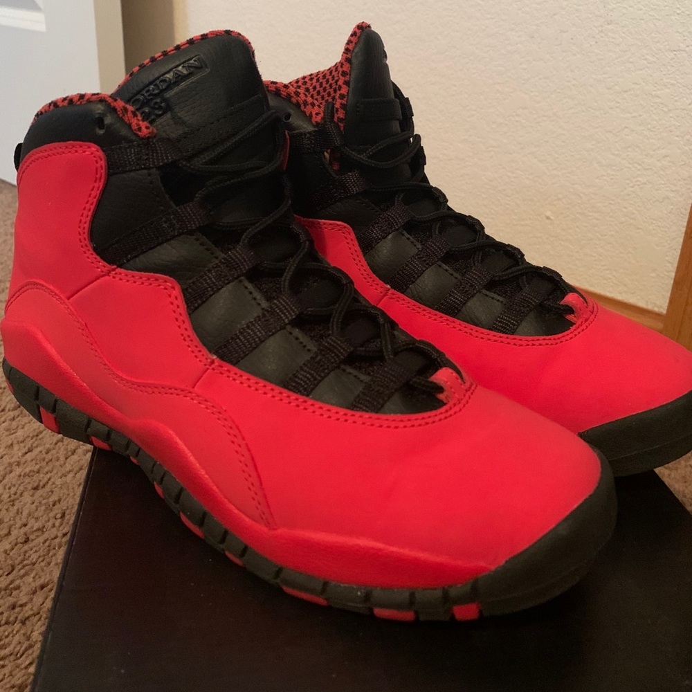 Jordan Retro 10